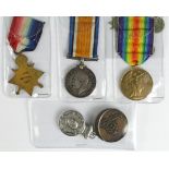 1915 Star Trio to 21584 Gnr W Fry RFA. Served with 1st Brigade RFA "D" (Howitzer Bty). Lot