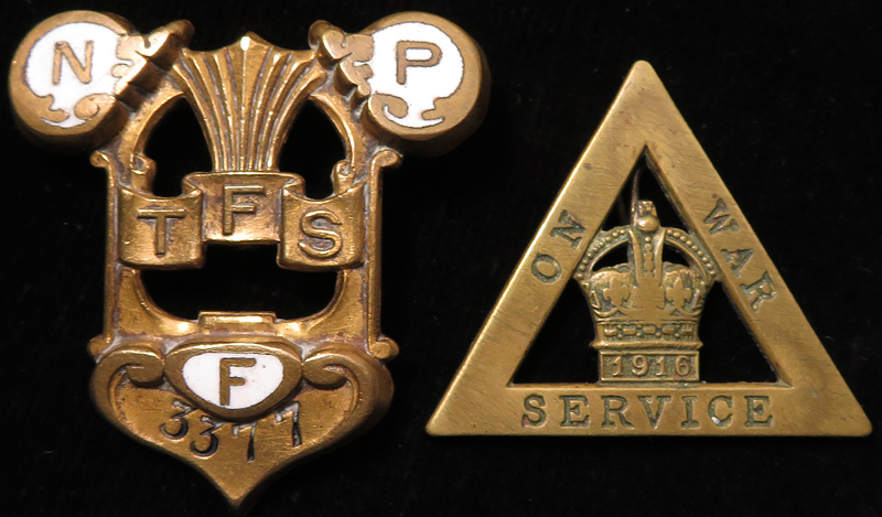 Badges (2) - National Projectile Factory badge No. 3377 - rare badge + 1916 On War Service brass