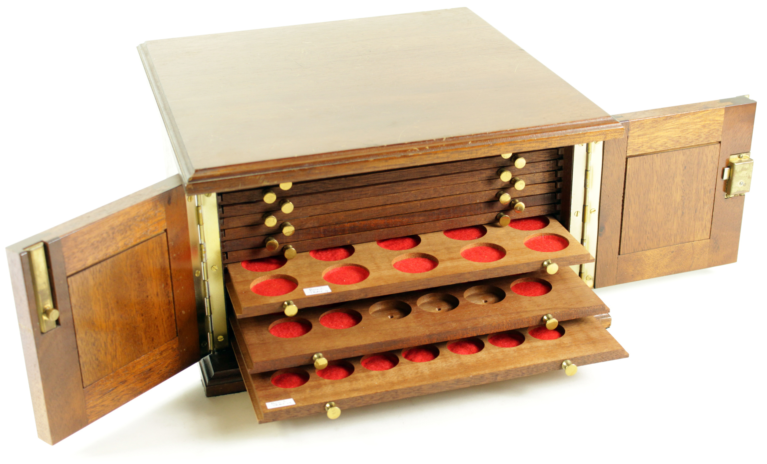 Coin Cabinet, 14 tray mahogany cabinet with key, most felts present.