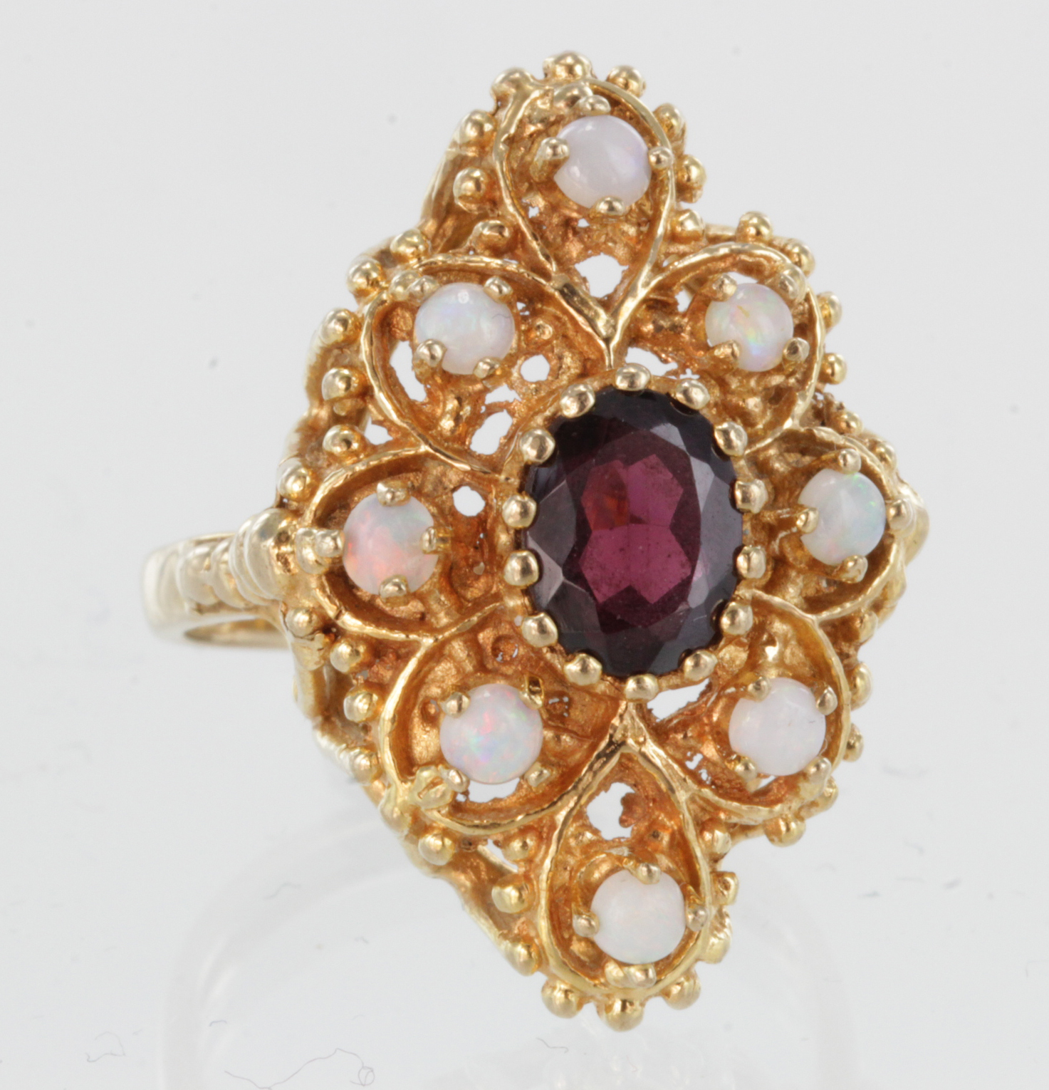9ct Gold Opal and Garnet Ring size O weight 7.4g