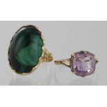 9ct yellow gold malachite single stone ring, size M, weight 9g. 9ct amethyst single stone ring, size