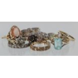 Mixed lot of 9ct White and Yellow Gold/Metal stone set Rings weight 22.3g