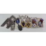 Masonic Lot comprising an old Hertfordshire Apron, 4 Collar Jewels including Hertfordshire(1),