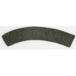 Cloth Badge: 10th GURKHA RIFLES WW2 embroidered felt shoulder title badge in excellent worn