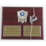SAS interest - wooden plaque showing the SAS Prayer, and Badge, with a small Abseiler figure