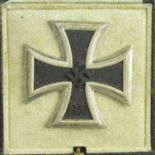German WW2 Iron Cross 1st Class maker marked '20', in box of issue (box damaged)