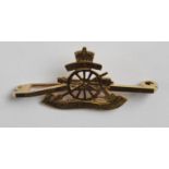 Sweetheart pin badge - Royal Artillery, 9ct Gold stamped (2.4gms)