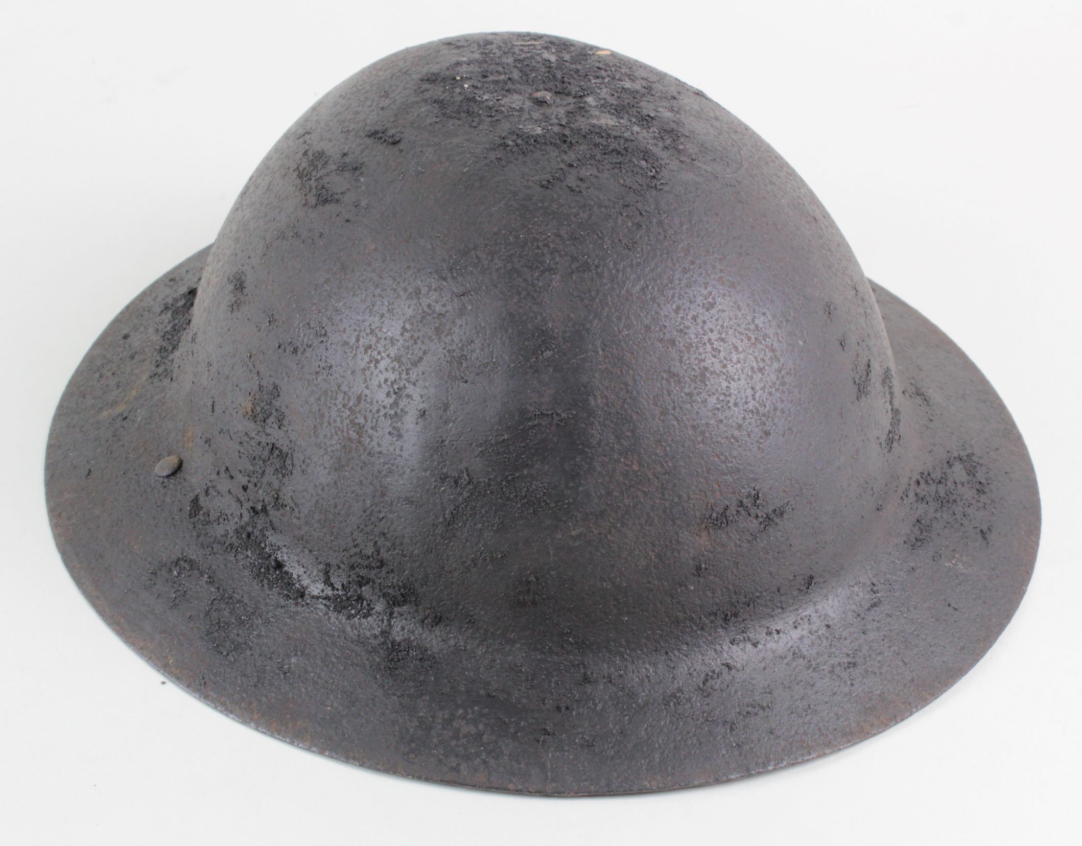 British WW1 Brodie tin helmet a scarce early raw edge example with Mk1 liner, late 1915 example. VF