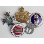 Badges (5) - War related - includes 2 Fascist type badges, 2 Sweetheart badges & 1 Czech Flyer's