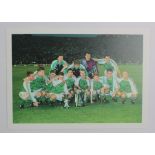 Hibernian Barretts postcard sized colour team shot winners of the Skol Cup in 1992, signed to
