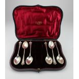 Cased set of six Victorian silver spoons (missing tongs). Hallmarked Birmingham 1898 by George