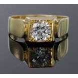 18ct yellow gold ring set with single cubic zirconia, finger size U weight 6.9g