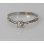 9ct White Gold Ring set with 0.25ct weight Diamond size O weight 1.6g