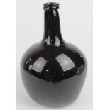 Black glass onion wine bottle, circa 18th Century, height 19.5cm, diameter 14.5cm approx.