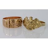 9ct Gold Buckle Ring and Eagle Ring (2) weight 7.5g