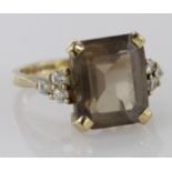 9ct Smoky Quartz Ring size K weight 3.7g