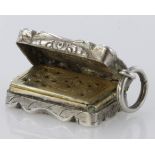 Victorian silver vinaigrette, hallmarked Birmingham 1852 by David Pettifer, approx 24mm x 16mm