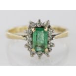 18ct Gold Emerald and Diamond Ring size N weight 3.4g