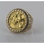 9ct heavy sovereign ring mount set with 1889 full sovereign coin, finger size Q weight 17.2g