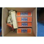 Model Railway. A collection of O gauge model railway items (some boxed), including locomotives,