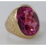 18ct Gold Ring with large Pink synthetic stone size R weight 22.3g
