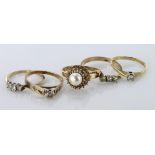 Lot of 9ct Gold Diamond and Pearl set Rings weight 9.6g