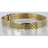 9ct hallmarked snake bracelet, length 19cm, weight 19.5g