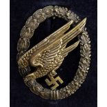German Nazi Luftwaffe Para Badge with case of issue, maker marked 'G H Osam Dresden'.