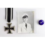 German WW1 Iron Cross 2nd Class, with Civil Gliding Proficiency badge 'A' certificate (one gull)