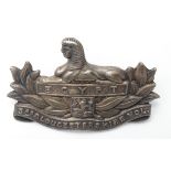 Badge a Gloucestershire Regiment 3rd V.B white metal cap badge