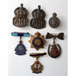 Badges - mixed lot of military badges comprising 4 sweetheart badges (1 silver) & 3 silver badges (