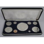 Panama Proof Set 1975, including silver 'Balboa' coins up to 20 Balboas, FDC cased with cert.