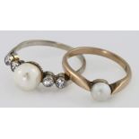 8ct yellow gold pearl ring and white gold pearl and diamond ring, weight 4.2g