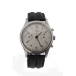 Gents stainless steel cased manual wind chronograph wristwatch by Breitling. The light cream dial