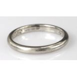 Platinum plain wedding band, finger size K, weight 3.6g