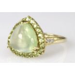 9ct Gold Amethyst and Peridot QVC Ring size N weight 4.4g