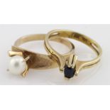 9ct cultured pearl dress ring and 14ct sapphire dress ring, weight 5.5g