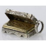 Victorian silver vinaigrette, hallmarked Birmingham 1852 by David Pettifer, approx 24mm x 16mm