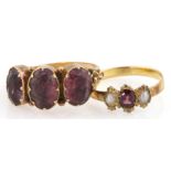9ct rose gold garnet three stone ring, finger size N, weight 3.0g. 9ct yellow gold garnet and