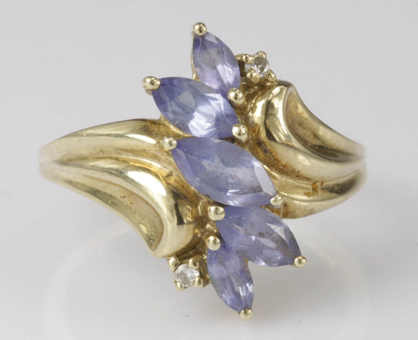 9ct Gold Tanzanite and Diamond QVC Ring size P weight 3.8g