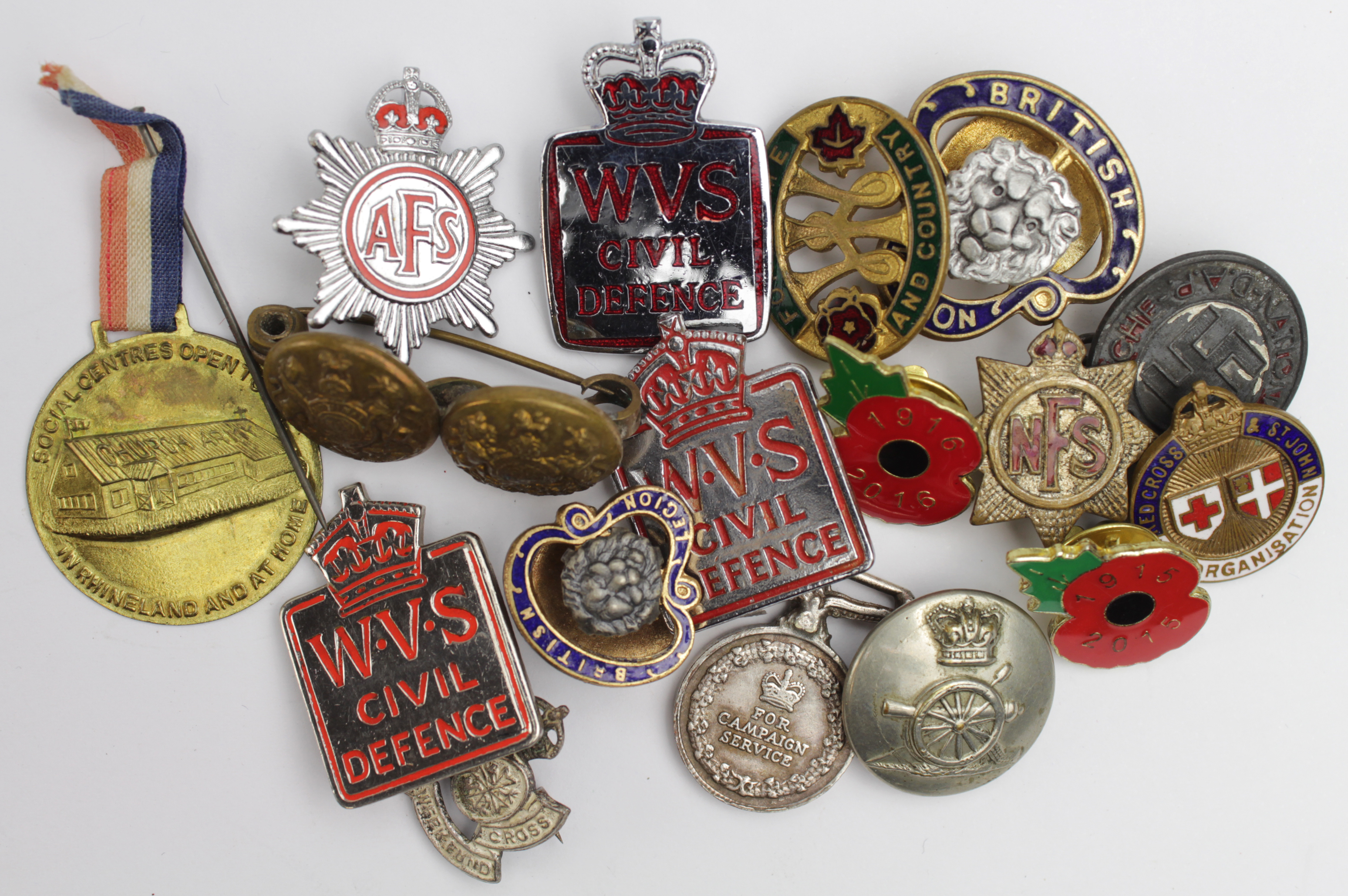 Badges - mostly WW2 related includes a German WW2 badge (missing enamel), a silver miniature medal