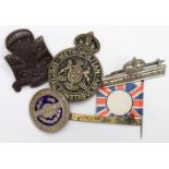 Badges including Bradford Home Guard, WW1 Imperial Service badge, plastic WW2 Canadian Parachutist