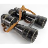 German WW2 pair of 10x50 binoculars stamped df.actl kreigsmarine good clear optics, eye cups
