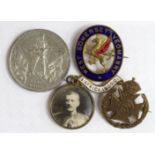 Boer War interest 4x items, a West Somerset Yeomanry lapel badge with S Africa 1900-1901 motto,