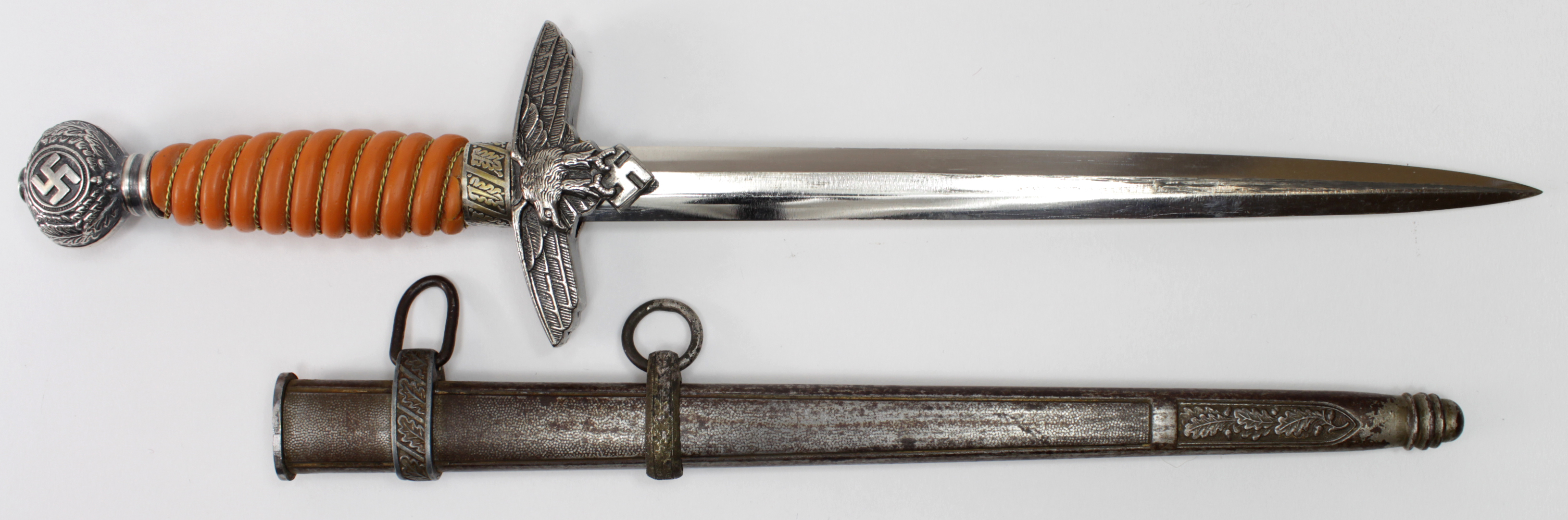 German Luftwaffe 2nd pattern dagger, likely a composite piece, sold as seen
