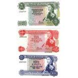 Mauritius (3), 25 Rupees, 10 Rupees & 5 Rupees issued 1967, portrait Queen Elizabeth II at right,