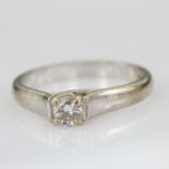 18ct White Gold Solitaire Diamond Ring Certificated Stone of 0.23ct weight size L weight 3.9g