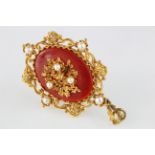 9ct Gold Carnelian and Pearl set Brooch weight 17.8g