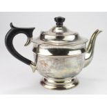 Silver teapot with wooden handle and finial by E.V. (Edward Viner) Sheffield 1941. Weighs 15oz
