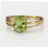 18ct Gold Magara Chrysoberyl set Ring size N weight 4.4g